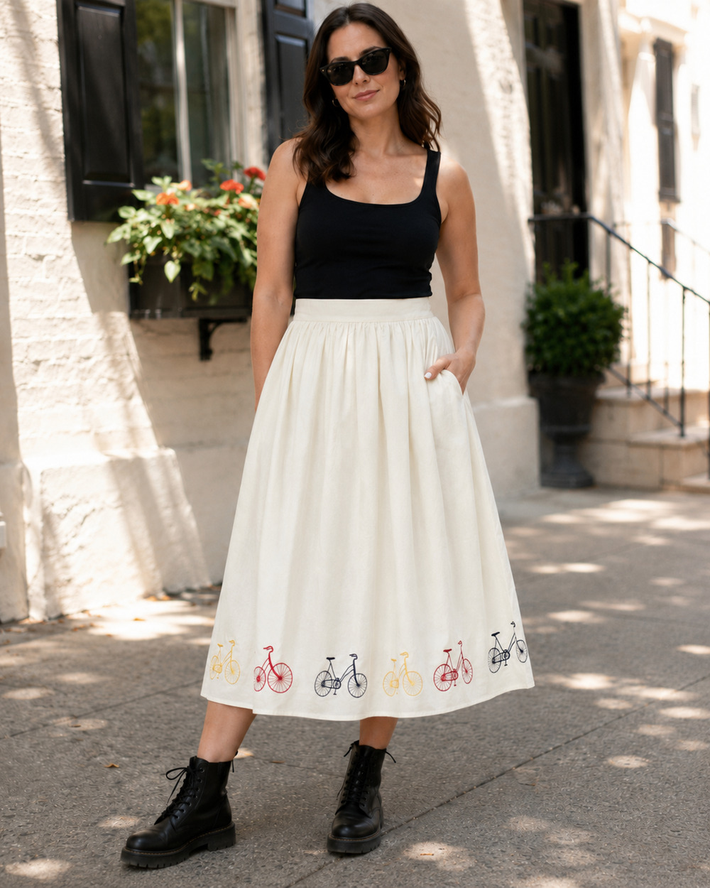 Tulip B Ivory Bicycle Embroidered Midi Skirt Size L NWT Pockets Lined